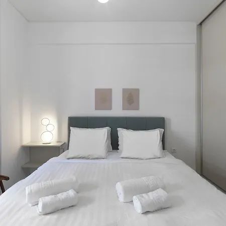 Newly Renovated Apartment In The Heart Of Athens Exterior photo